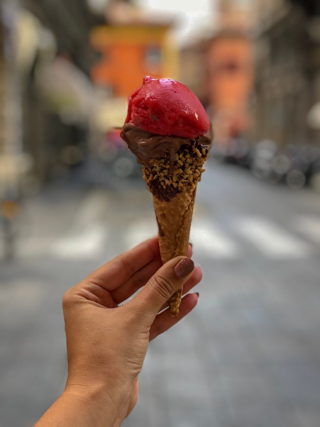 33BC239B-CBD6-4E4E-8D40-CBB6AAD41E64