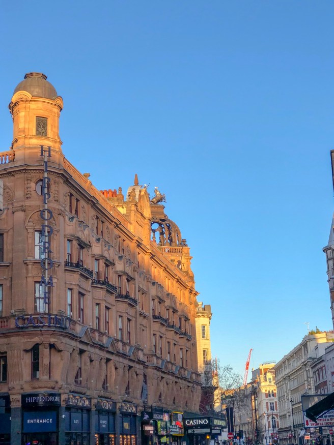 36953F9E-6E74-4FA5-A34F-4D7A84A68411