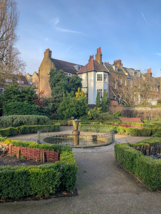 9E897273-0401-4ABA-98D5-4B0D48F519CA