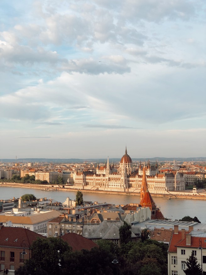 CAD6E0D7-5CAF-478A-A369-6C8C025C0F5B