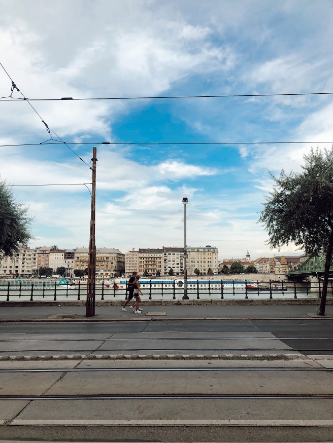 DE8CFA7B-E896-4A7E-BE76-94BE5299E9E7